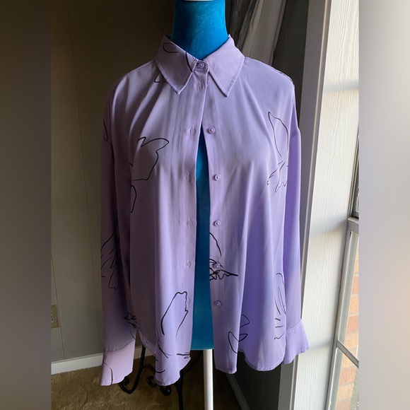 Women’s Worthington long sleeves blouse. - Picture 10 of 16